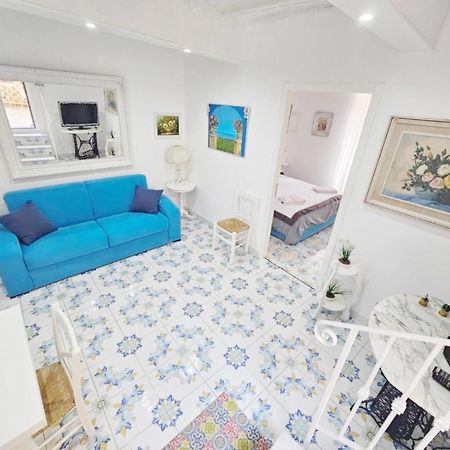 Suite And Relax Tina A 2 Passi Dal Centro E Al Foro Italico Палермо Екстериор снимка