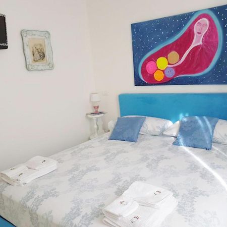 Suite And Relax Tina A 2 Passi Dal Centro E Al Foro Italico Палермо Екстериор снимка